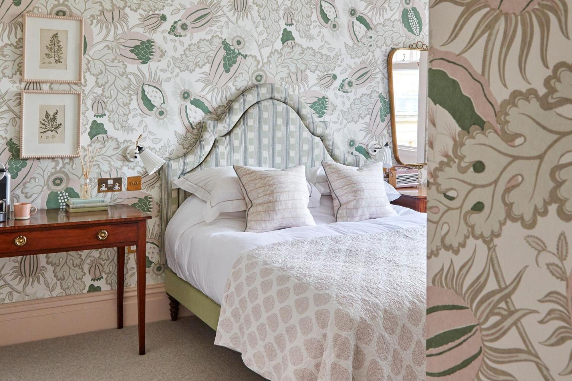 Leonardslee House At Leonardslee Lakes & Gardens ฮอร์ชัม ภายนอก รูปภาพ